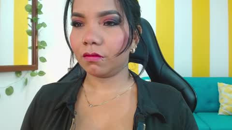 Elizabeth  online show from 04-10-26, 11:48