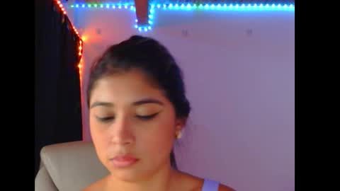 Lizzy online show from 01-10-26, 04:53