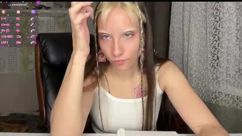 elizabethh_brown online show from 07-06-26, 05:26