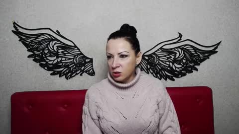 Snapshot of elizabethsho chatting on 02-10-25, 06:13 ElizabethSho online show from 02-10-25, 06:13