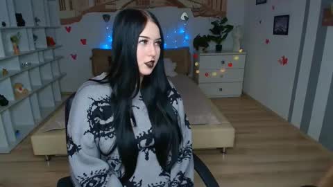 Elizabeth online show from 02-18-26, 06:42