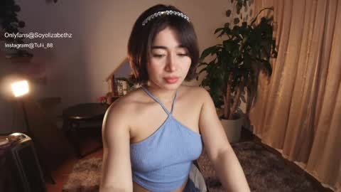 Snapshot of elizabethz chatting on 06-04-26, 12:38 Tuli online show from 06-04-26, 12:38