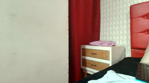 elizabetth_roman online show from 02-18-26, 06:09