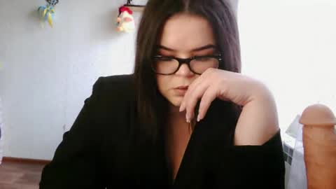Snapshot of elizamoonlight chatting on 06-04-26, 09:15 elizamoonlight online show from 06-04-26, 09:15