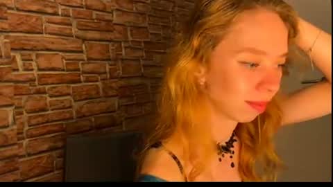 Eliza online show from 06-08-26, 07:25
