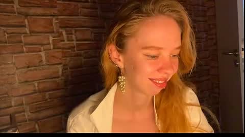 Eliza online show from 07-09-26, 04:55