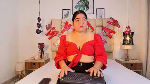 Eliza online show from 09-18-25, 01:13