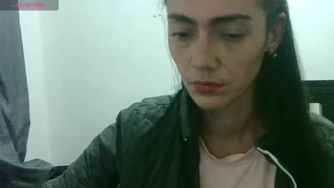 Snapshot of elizka_00 chatting on 05-05-26, 05:48 elizka 00 online show from 05-05-26, 05:48