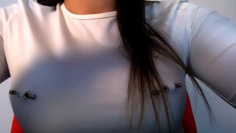 Snapshot of elizsun chatting on 04-28-26, 07:46 elizsun online show from 04-28-26, 07:46