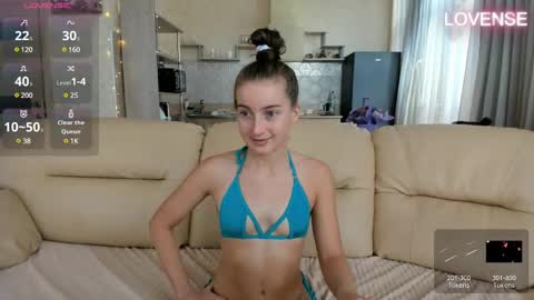 Eliz                               online show from 03-06-25, 09:25