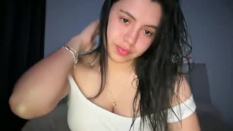 Ella  online show from 07-08-26, 05:56