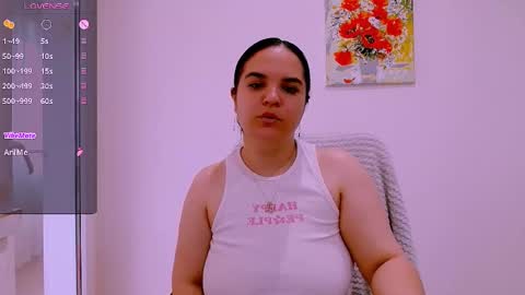 Snapshot of ella_diamonds chatting on 05-13-26, 06:22 Ella online show from 05-13-26, 06:22