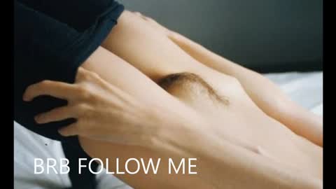 Ella   Give it a thumbs up please its important online show from 12-27-24, 02:58