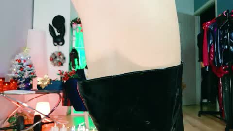 ella_kross online show from 11-29-25, 03:37