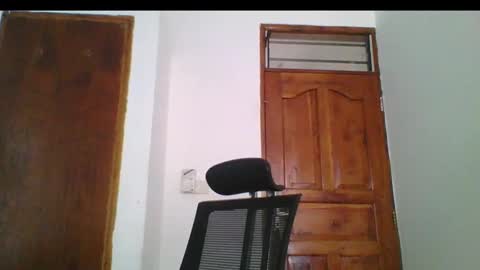 Ella online show from 02-20-25, 07:45