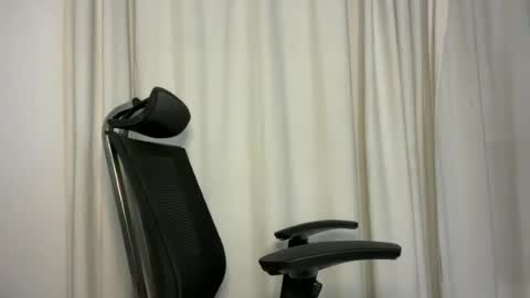 Snapshot of ella_laurel chatting on 06-18-26, 10:36 Ella online show from 06-18-26, 10:36