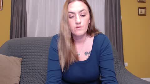 Snapshot of ella_max_live chatting on 02-15-25, 09:15 Ella  Max online show from 02-15-25, 09:15