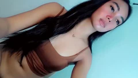 Snapshot of ella_walkerxxx chatting on 05-25-26, 04:29 ella_walkerxxx online show from 05-25-26, 04:29