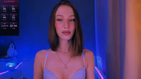 ellaamber online show from 05-04-26, 10:11