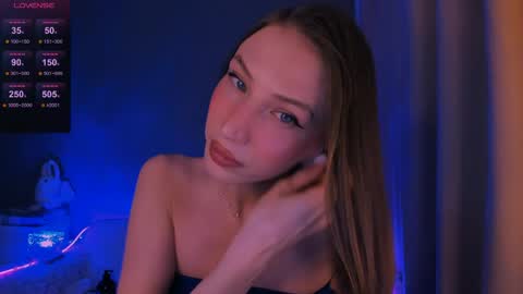 ellaamber online show from 05-07-26, 03:28