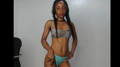 ella online show from 11-22-25, 05:17