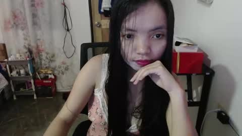 Ellah online show from 11-17-25, 10:54