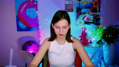 Ella online show from 04-23-26, 02:08