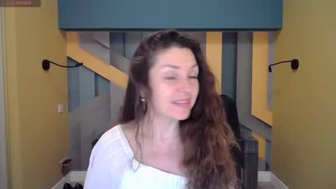 EllaLongs online show from 12-26-24, 12:27