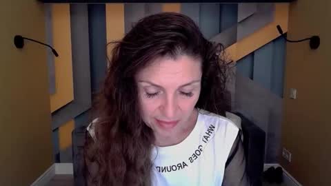 EllaLongs online show from 09-10-25, 11:32