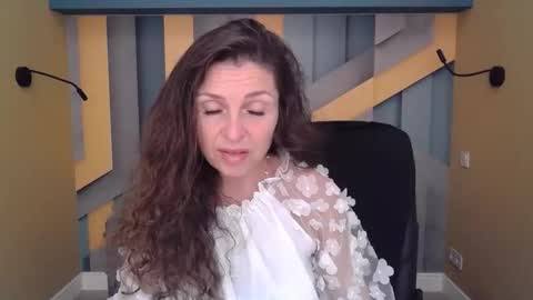 EllaLongs online show from 09-16-25, 11:33