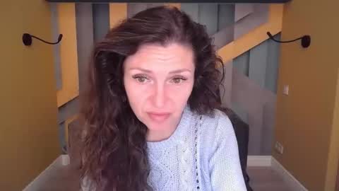 EllaLongs online show from 04-18-26, 11:25