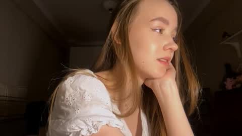 Ella online show from 10-05-25, 07:12