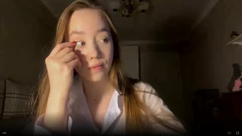 Ella online show from 10-12-25, 06:29