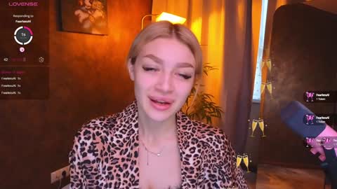 ellamilla online show from 01-14-25, 06:24