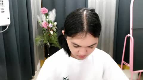 ELLA online show from 07-18-26, 04:11