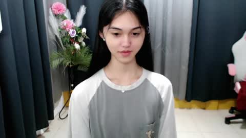 ELLA online show from 07-29-26, 03:32