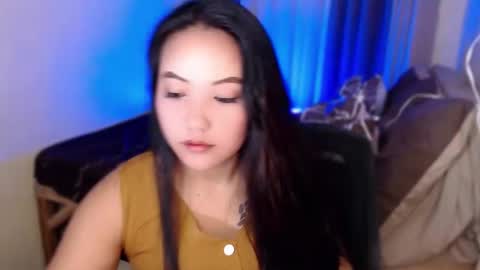 Ella online show from 12-18-25, 01:44