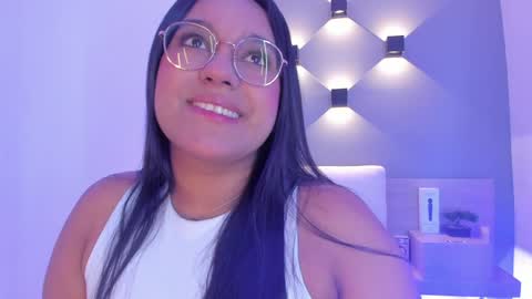 Ella online show from 01-28-25, 04:50