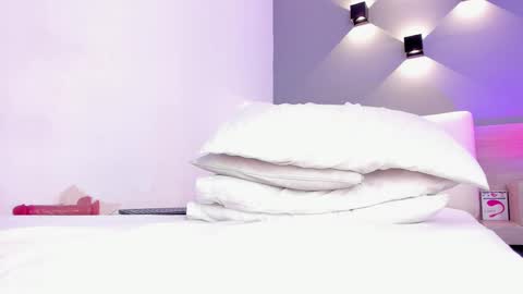 Ella online show from 02-27-25, 08:28