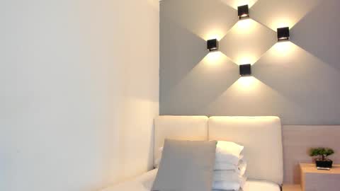 Ella online show from 10-24-25, 11:50