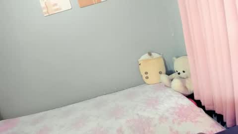 Sophia online show from 03-19-26, 03:05