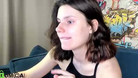 Snapshot of elle__driver chatting on 06-11-26, 02:53 elle__driver online show from 06-11-26, 02:53