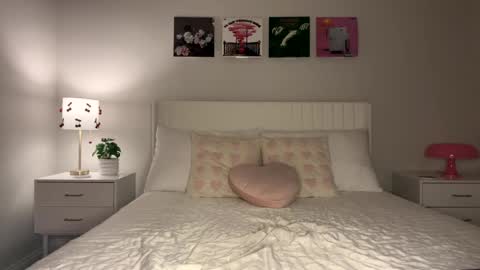 Ellebby7 online show from 02-22-25, 03:45