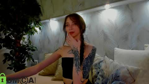 Snapshot of ellen_hops chatting on 06-04-26, 02:39 Ellen online show from 06-04-26, 02:39