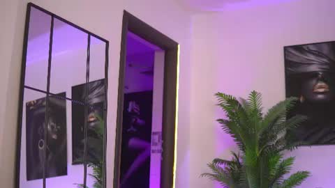 EllenKarter online show from 06-30-26, 04:13