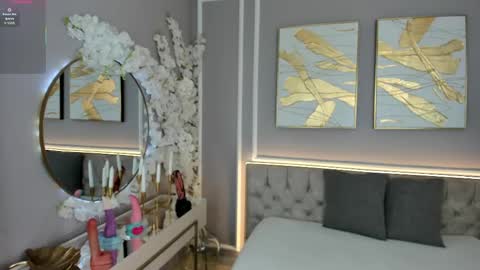 princess online show from 09-16-25, 07:04