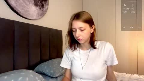 Snapshot of ellie_hollow chatting on 09-14-25, 07:07 Ellie online show from 09-14-25, 07:07