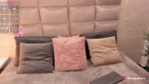 Snapshot of ellieadeline chatting on 07-10-26, 03:55 ellieadeline online show from 07-10-26, 03:55