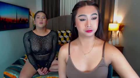 ellie online show from 03-08-25, 02:34