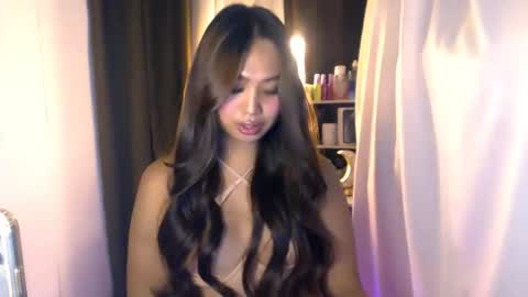 ellie online show from 05-20-26, 10:16